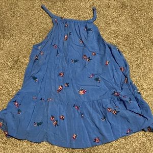 Nice cornflower blue top